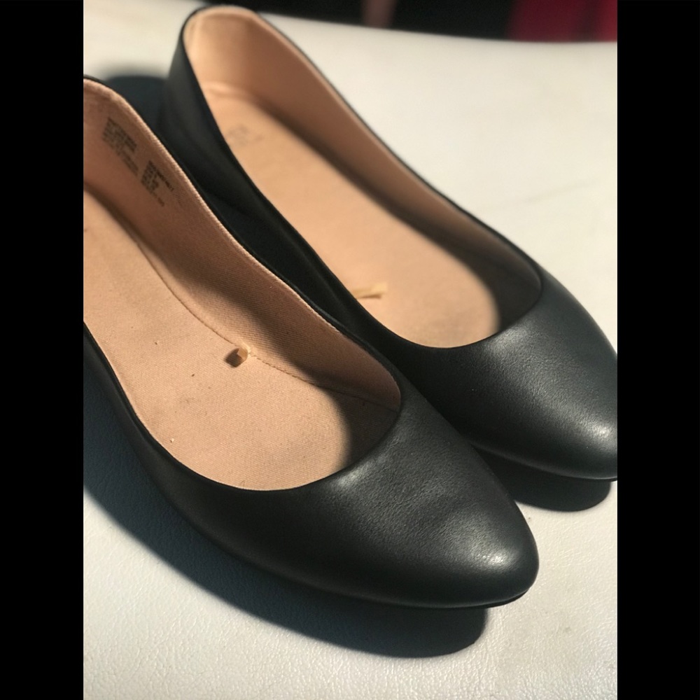 Different shoes barely worn just $6!